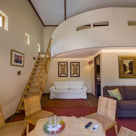 Rocabella Hellinikon Country Hotel מראה חיצוני תמונה