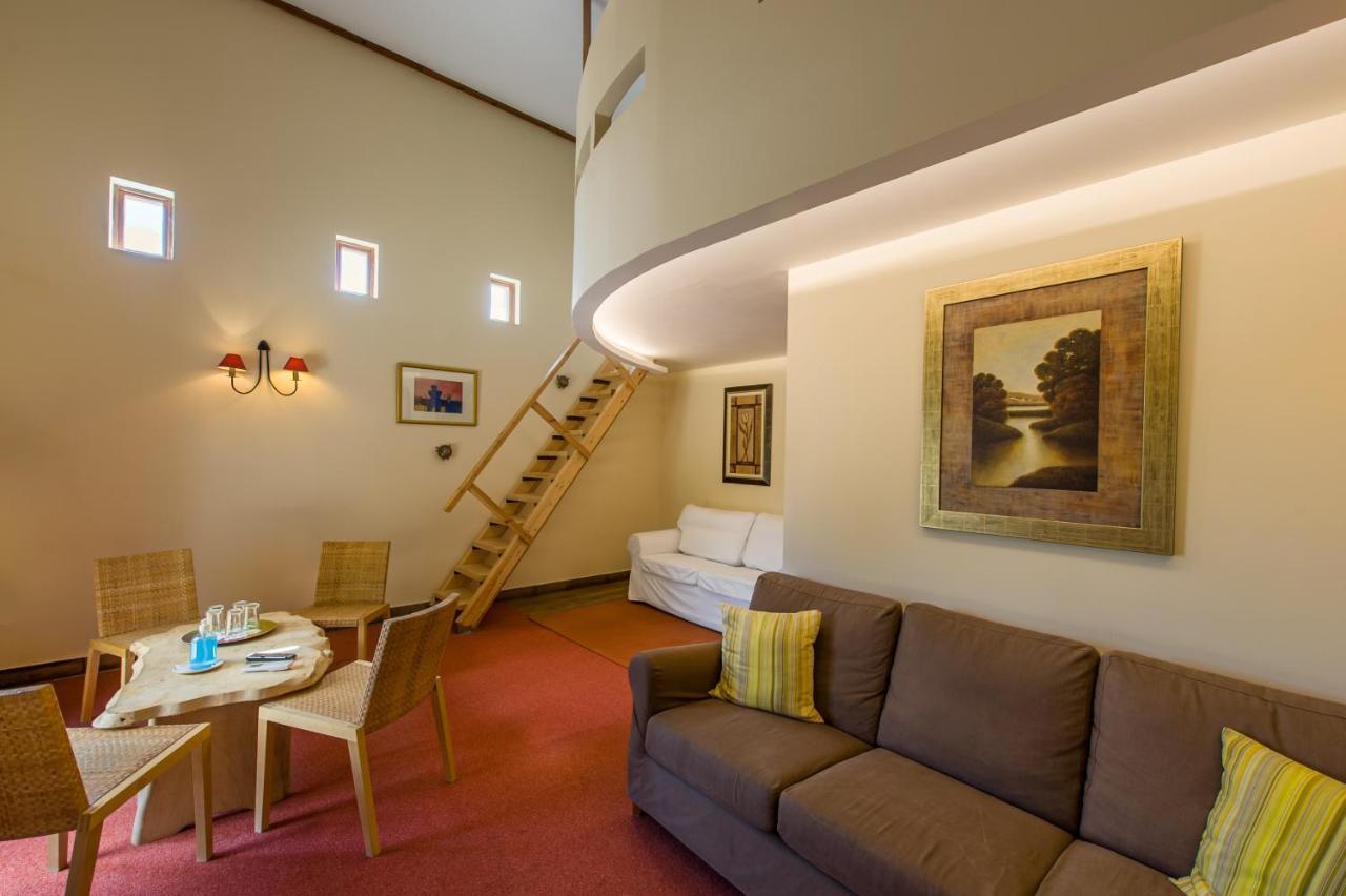 Rocabella Hellinikon Country Hotel מראה חיצוני תמונה