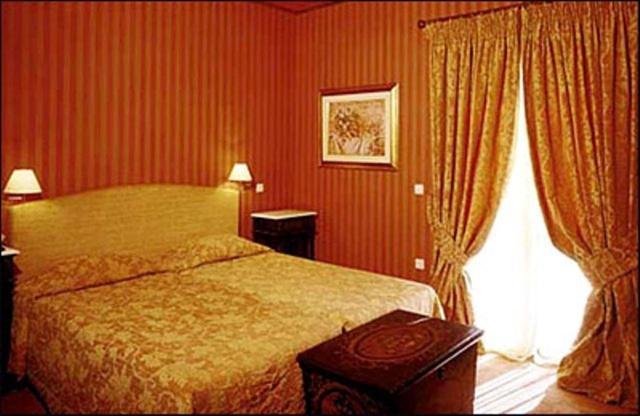 Rocabella Hellinikon Country Hotel מראה חיצוני תמונה